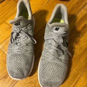 Nike Light Gray Knit Running Shoes